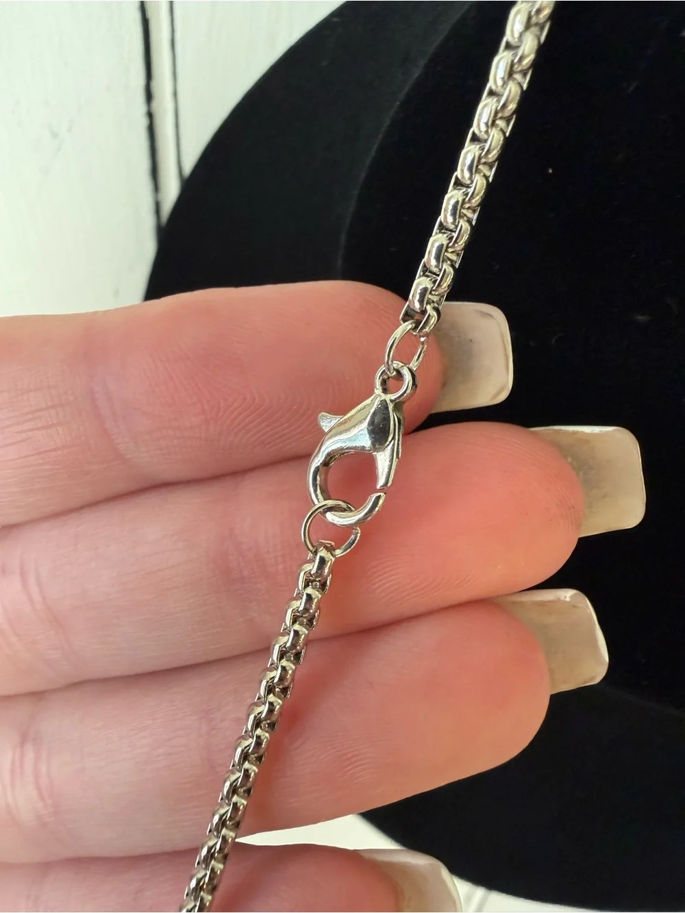 MODERN Silvertone Round Box Chain Necklace Unisex Layering